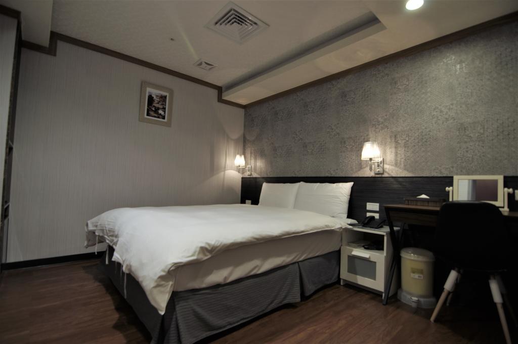 泊居旅店 Oursinn Hotel تايبيه المظهر الخارجي الصورة