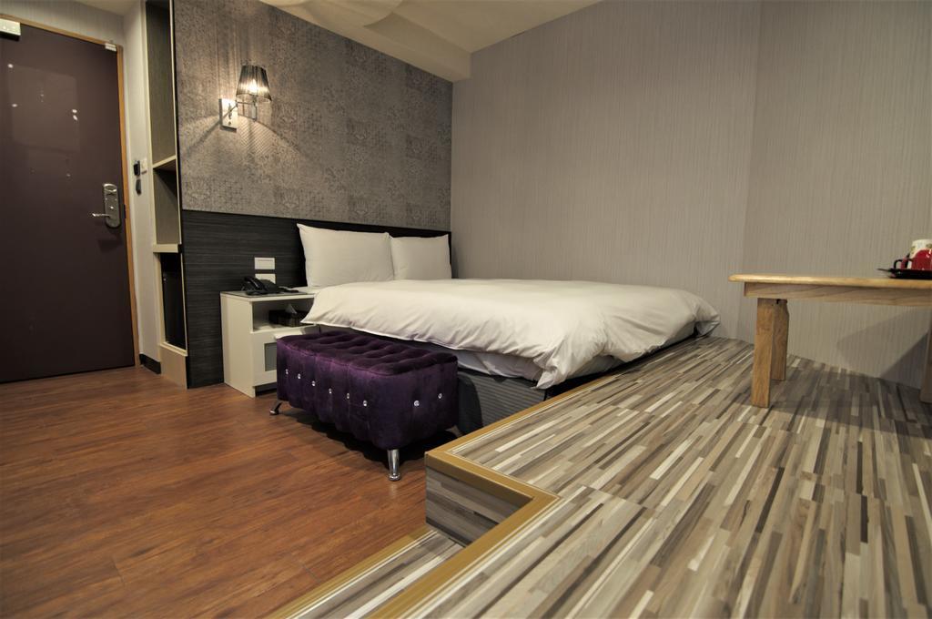 泊居旅店 Oursinn Hotel تايبيه المظهر الخارجي الصورة