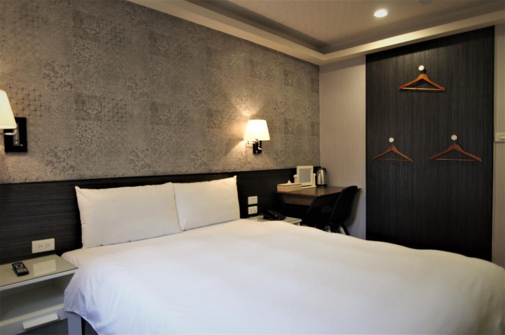 泊居旅店 Oursinn Hotel تايبيه المظهر الخارجي الصورة