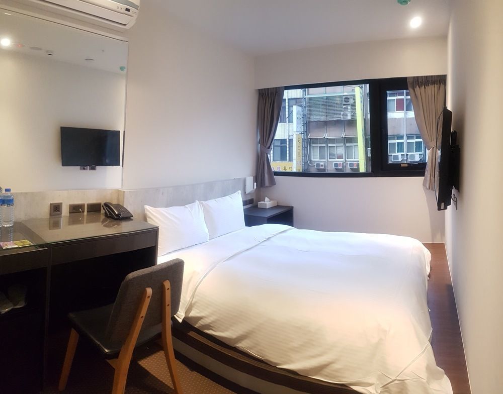 泊居旅店 Oursinn Hotel تايبيه المظهر الخارجي الصورة