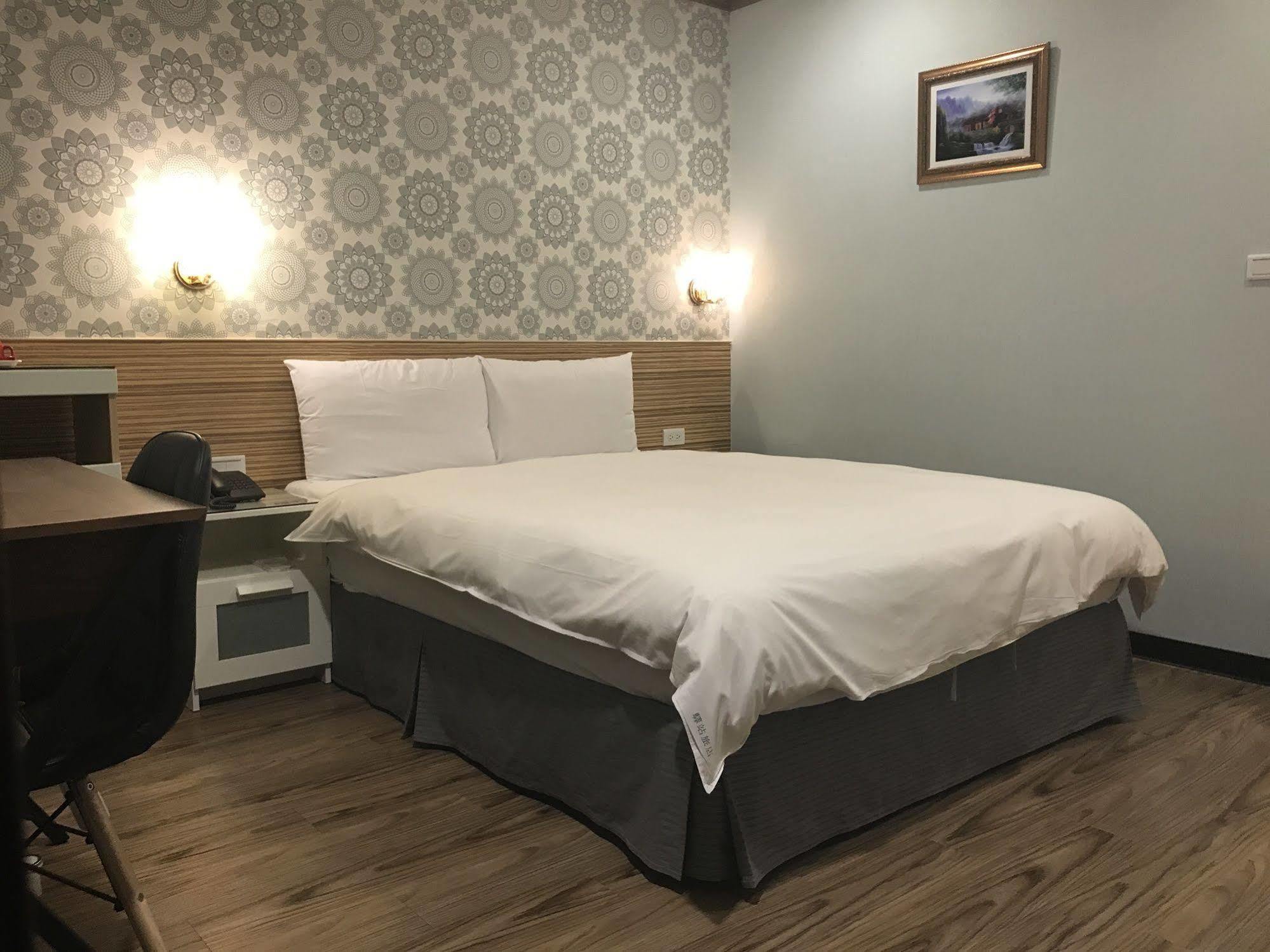 泊居旅店 Oursinn Hotel تايبيه المظهر الخارجي الصورة